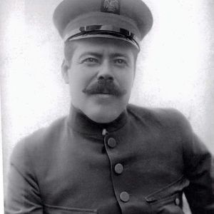 Meet your Posher, Eva